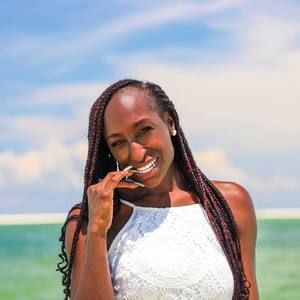 Meet your Posher, Grenita